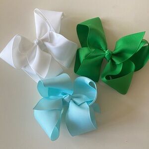 Vibrant Kids Bow Trio - White, Green, and Blue